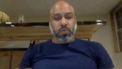 Snapshot of zionlion22 chatting on January 29, 2:19 am zionlion22 online show from January 29, 2:19 am