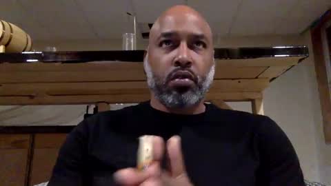 Snapshot of zionlion22 chatting on February 24, 2:19 am zionlion22 online show from February 24, 2:19 am