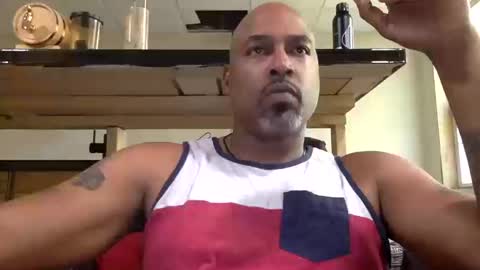 Snapshot of zionlion22 chatting on October 12, 4:28 pm zionlion22 online show from October 12, 4:28 pm