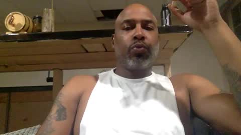 Snapshot of zionlion22 chatting on October 23, 2:00 am zionlion22 online show from October 23, 2:00 am