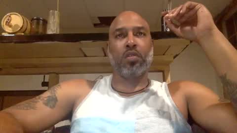 Snapshot of zionlion22 chatting on November 7, 2:33 am zionlion22 online show from November 7, 2:33 am