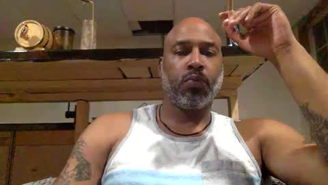 Snapshot of zionlion22 chatting on November 14, 2:43 am zionlion22 online show from November 14, 2:43 am