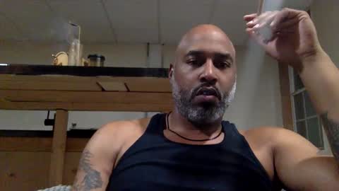 Snapshot of zionlion22 chatting on December 2, 1:11 am zionlion22 online show from December 2, 1:11 am