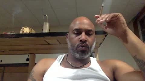 Snapshot of zionlion22 chatting on December 15, 3:22 am zionlion22 online show from December 15, 3:22 am