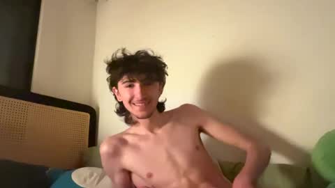 Snapshot of zipdown_ chatting on March 3, 7:32 am zipdown online show from March 3, 7:32 am