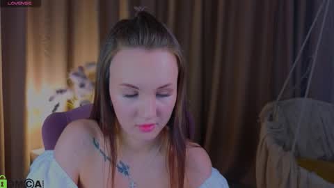 Zlata  Mon Tue Thu Fri Sun Sa GMT 3 0000pm - 0600pm  online show from October 13, 4:18 pm