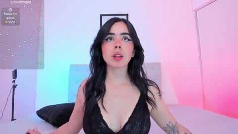 zoe online show from December 2, 2:30 pm