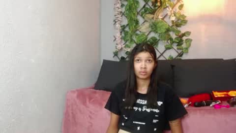 Snapshot of zoe_blake1 chatting on July 18, 12:09 pm Zoe Blake online show from July 18, 12:09 pm