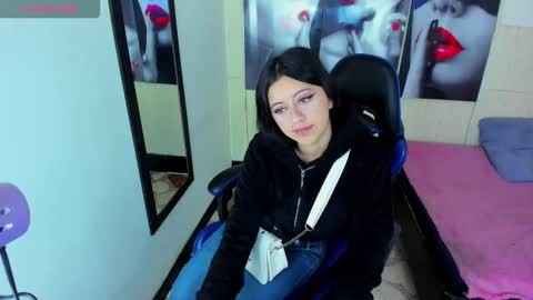 Z O E online show from November 16, 12:55 pm