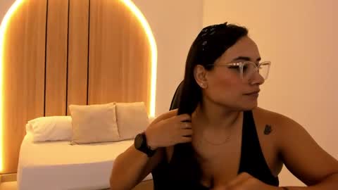 Zoe  online show from September 13, 12:16 pm