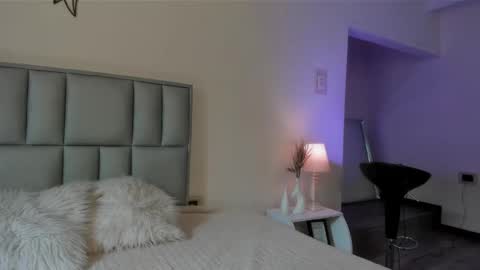 zoe_dear online show from March 10, 6:57 pm