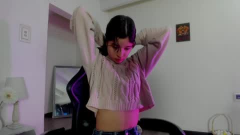 zoe_dear online show from April 21, 10:12 pm