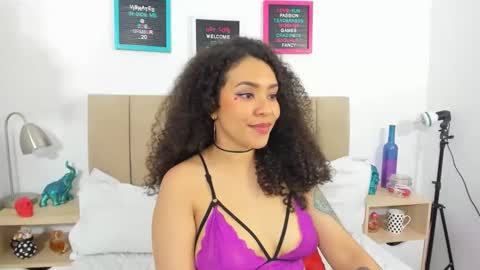 Zoe Gruber online show from March 9, 3:54 am