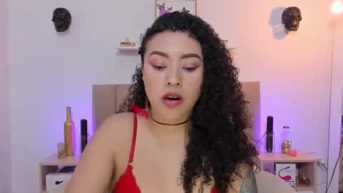 Zoe Gruber online show from October 26, 7:09 pm