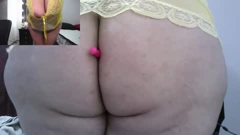 zoe hotxxx online show from February 15, 4:12 pm