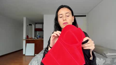 ZOE online show from January 10, 8:54 pm