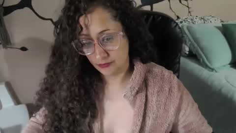 Snapshot of zoe_koller chatting on November 7, 1:16 am Zoe Koller online show from November 7, 1:16 am