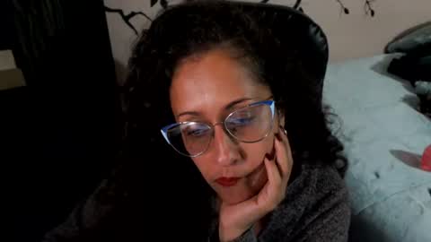 Snapshot of zoe_koller chatting on June 19, 3:00 am Zoe Koller online show from June 19, 3:00 am