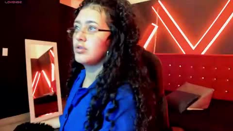 Snapshot of zoe_lara_34 chatting on July 5, 3:56 am zoe online show from July 5, 3:56 am