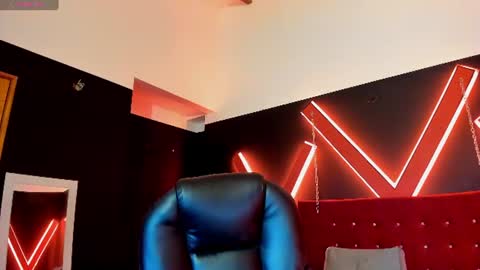 Snapshot of zoe_lara_34 chatting on July 23, 3:15 am zoe online show from July 23, 3:15 am