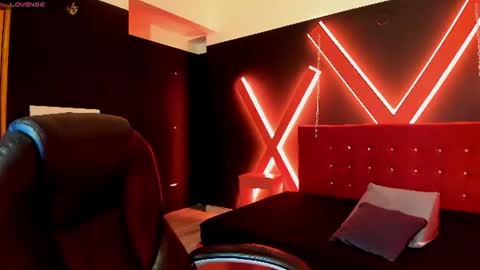 Snapshot of zoe_lara_34 chatting on July 24, 3:04 am zoe online show from July 24, 3:04 am