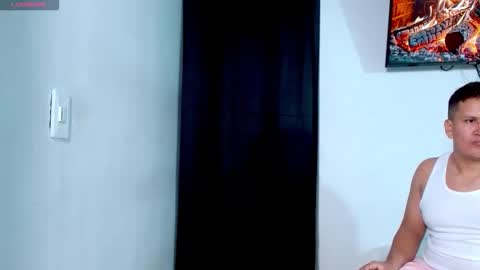 Snapshot of zoe_latin4 chatting on April 28, 6:07 am zoe_latin4 online show from April 28, 6:07 am