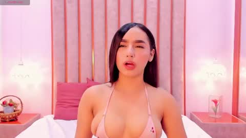 Snapshot of zoe_monrow chatting on July 15, 12:21 pm Zoe Monrow online show from July 15, 12:21 pm