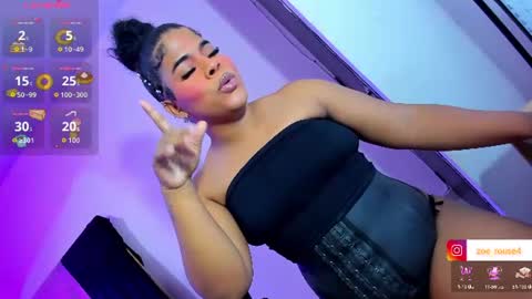 zoe_rosee4 online show from July 24, 3:48 am