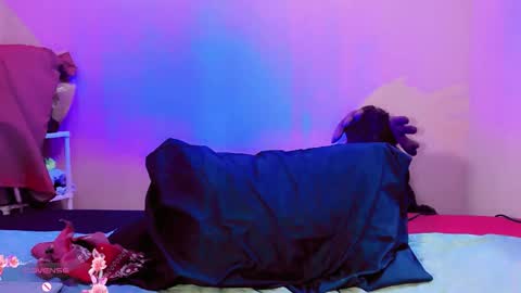 Snapshot of zoe_rous2 chatting on February 12, 2:34 pm ZOE online show from February 12, 2:34 pm