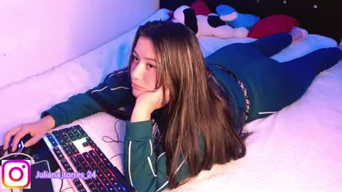 ZOE online show from January 14, 11:48 pm