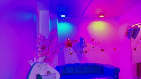 Zoe online show from February 23, 11:40 am