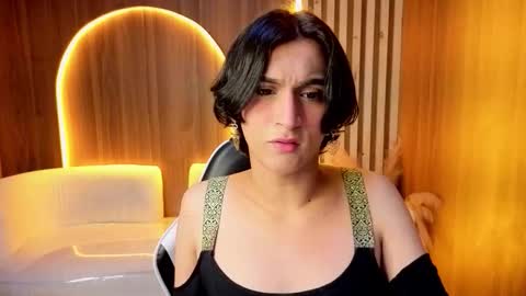 Zoe online show from January 6, 8:01 pm