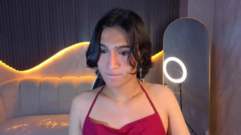 Zoe online show from February 28, 1:01 pm