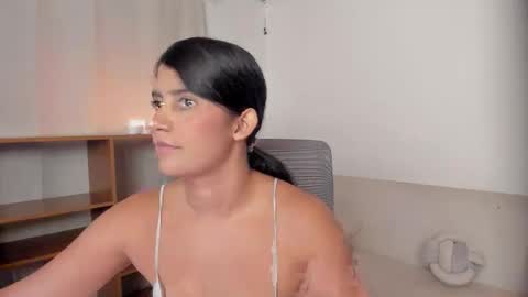 Zoe online show from April 7, 2:56 am