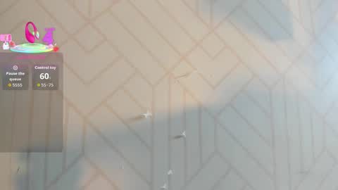 Zoe  online show from March 28, 12:05 pm