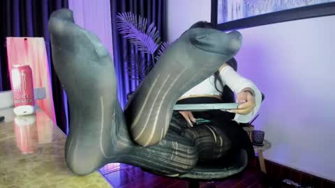 Zoe online show from April 14, 8:48 pm