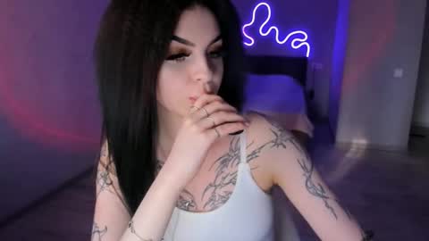 zoedrift online show from October 7, 12:02 pm