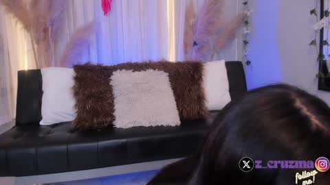 Snapshot of zoee_cruz chatting on January 23, 12:09 pm Camila  online show from January 23, 12:09 pm