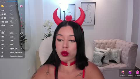  zoee jackson online show from January 13, 6:38 pm