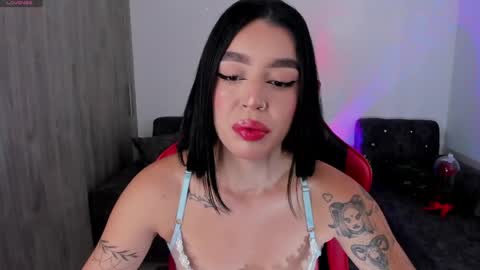  zoee jackson online show from May 10, 8:03 pm
