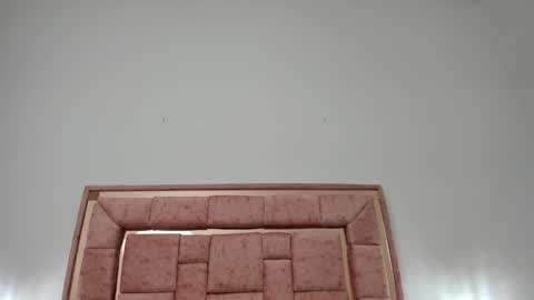 zoee online show from December 19, 9:51 am