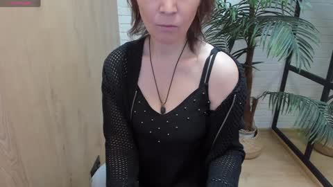 Zoe online show from December 8, 1:25 pm