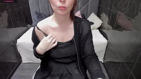 Zoe online show from February 8, 5:39 pm