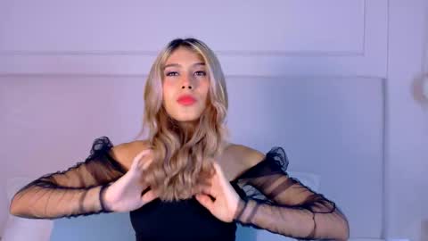 Zoe online show from October 7, 11:18 am