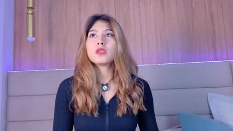 Zoe online show from March 1, 1:57 pm