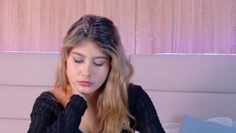 Zoe online show from April 24, 11:34 am