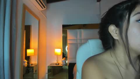 zoei_moon online show from April 22, 6:53 pm