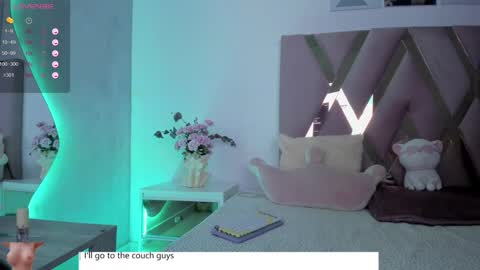 Snapshot of zoemina__ chatting on December 7, 4:03 pm Antonella Kim online show from December 7, 4:03 pm