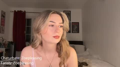 Snapshot of zoepleasing chatting on January 15, 11:52 pm zoepleasing online show from January 15, 11:52 pm