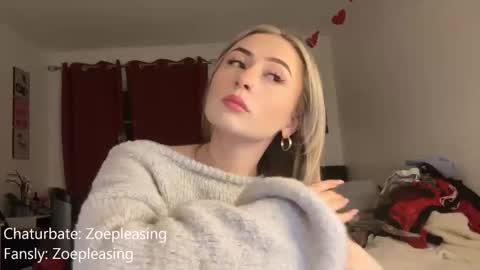 Snapshot of zoepleasing chatting on February 17, 1:24 am zoepleasing online show from February 17, 1:24 am